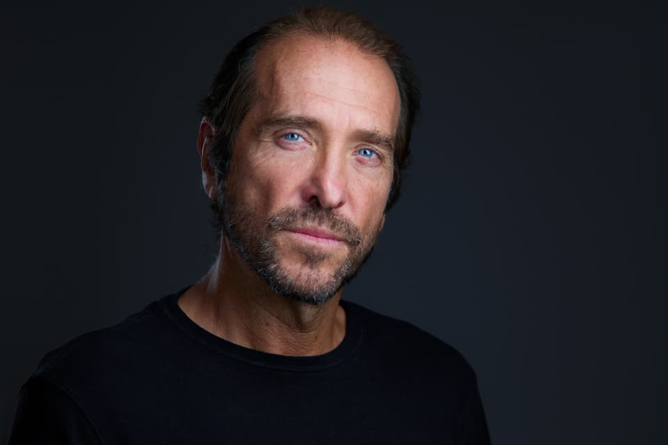 Personal brand headshot in Barcelona by Slava Timoshenko – 13